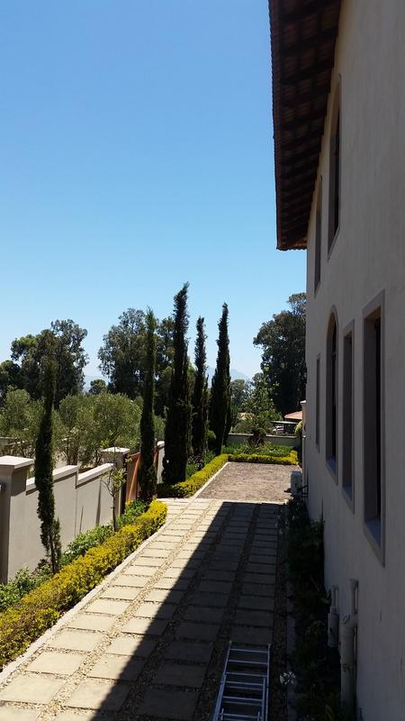 6 Bedroom Property for Sale in Klein Zevenwacht Western Cape